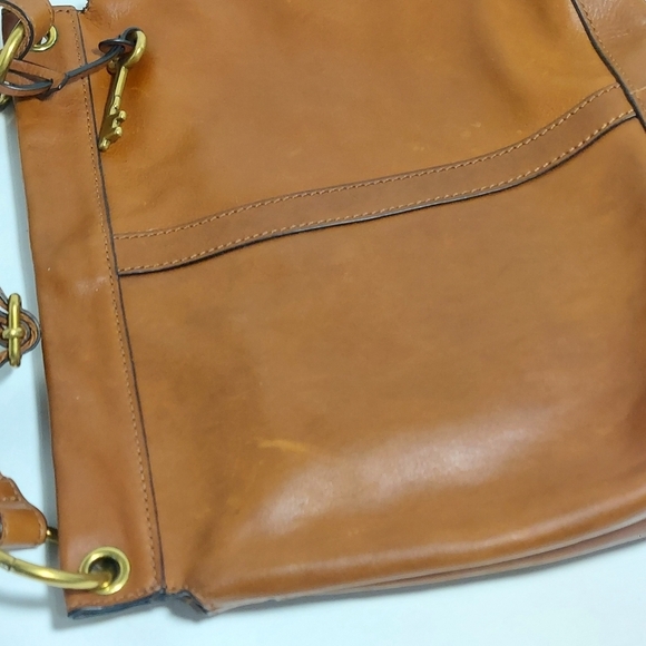 FOSSIL Crossbody Purse Soft Genuine Leather Bag Saddle Brown w Gold Key Charm - Picture 7 of 16